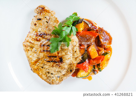 steak with roasted vegetables steak with roasted vegetables 41268821