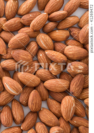 Almond 41269472