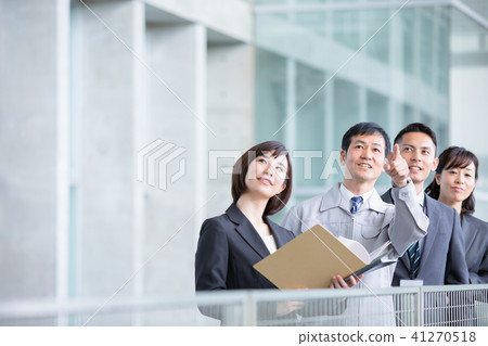 Building Maintenance 4 Businessmen Business Scene Office Scene 41270518
