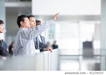 Building Maintenance 4 Businessmen Business Scene Office Scene 41270537