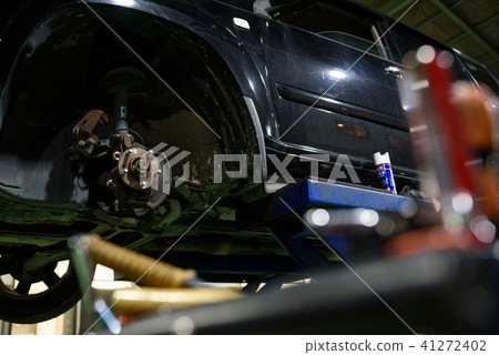 Car tire, wheel exchange maintenance, repair, periodic inspection image 41272402