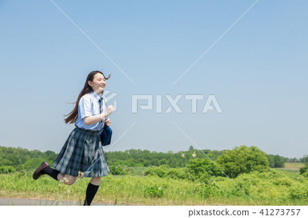 high school girl high school girl 41273757