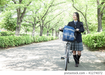 high school girl high school girl 41274072