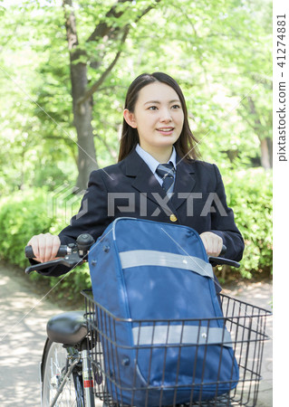 學校的女生 學校的女生 41274881