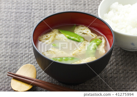 Miso soup with silk shea and fried tofu 6 41275994