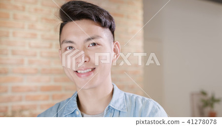 man smile happily 41278078
