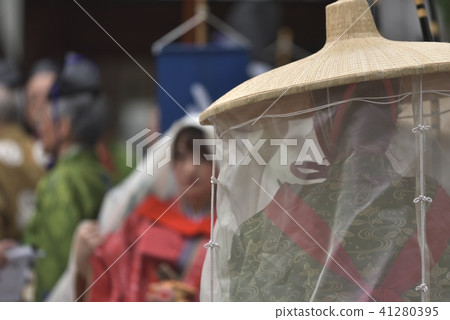 Kobe Minatogawa Shinto shrine Kusuki samurai queue fusion woman female 41280395