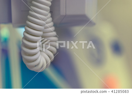 Flexible network wire in the dentist's office Flexible network wire in the dentist's office 41285083