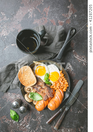 Full English breakfast Full English breakfast 41287205