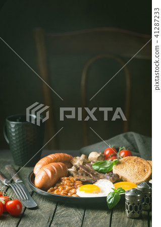 Full English breakfast Full English breakfast 41287233
