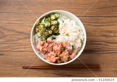 Negitoro on a bowl 41289024