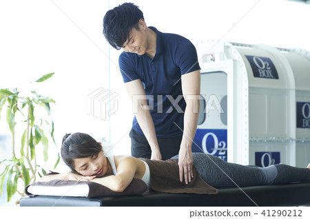 Fitness massage practitioner Fitness massage practitioner 41290212