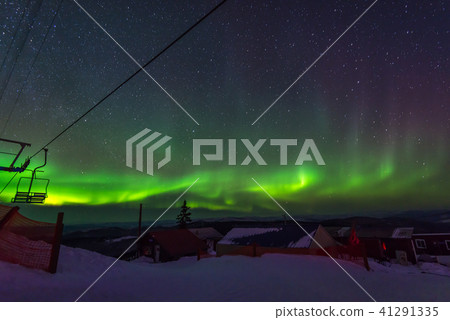 Aurora borealis  over Fairbank Alaska 41291335