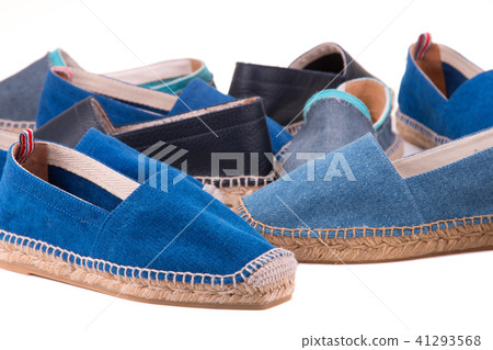 Espadrilles shoes close-up 41293568