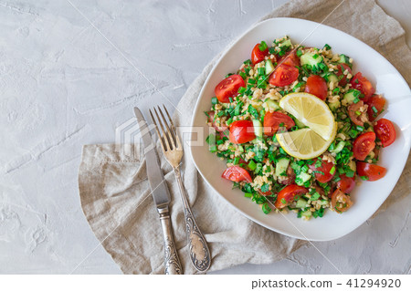 Tabbouleh (Tabouli) salad 41294920