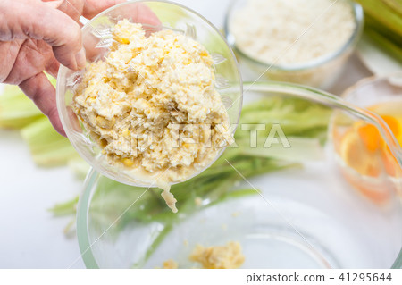 Colombian Sweet Corn Wrap Preparation 41295644