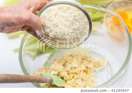 Colombian Sweet Corn Wrap Preparation 41295647