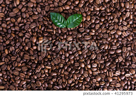 Coffee beans background 41295973