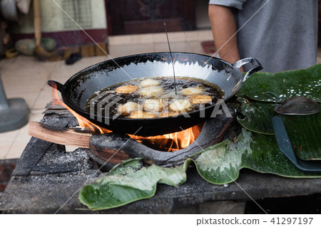 pancakes in the pan on the street 41297197