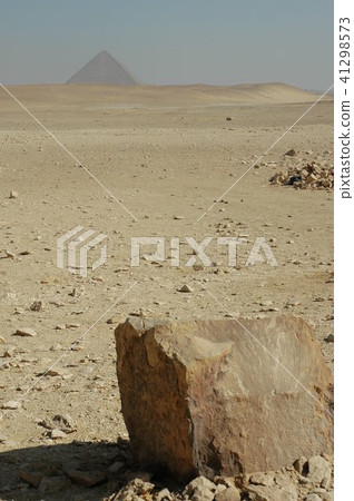 Red pyramid Red pyramid 41298573