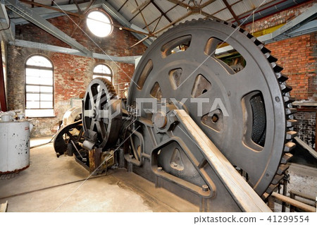 Mitsui Miike Coal Mine Oda well Second pitcher winding machine room Mitsui Miike Coal Mine Oda well Second pitcher winding machine room 41299554