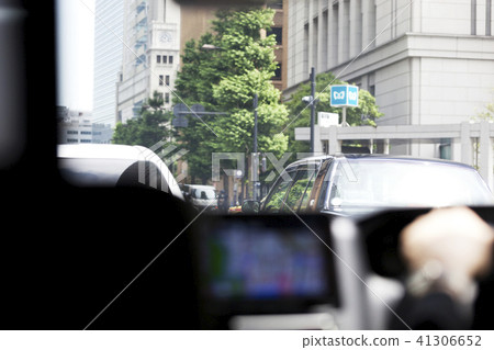 Taxi driver, taxi, Tokyo, Japan 41306652