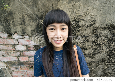 亞洲台灣女人女性台南巷弄市區都市三二一項藝術聚落 亞洲台灣女人女性台南巷弄市區都市三二一項藝術聚落 41309029