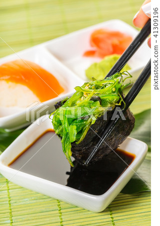 sticks keep sushi gunkan with undaria 41309196