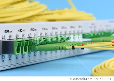 Data center equipment of optical fibre network 41310084