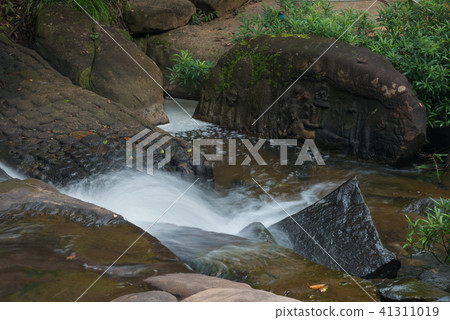 Kbal Spean the mystery waterfall on Kulen mountain Kbal Spean the mystery waterfall on Kulen mountain 41311019