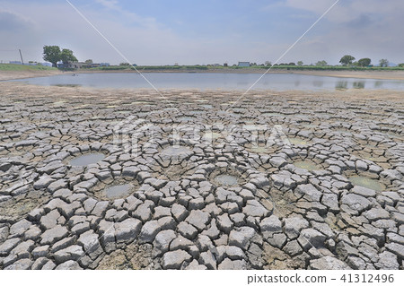 desert with wet place on it,  Tai Sang Wai 41312496
