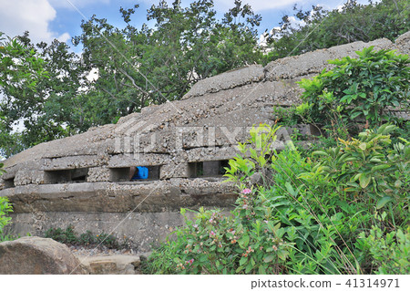 the abandoned World War II building, Hong Kong the abandoned World War II building, Hong Kong 41314971