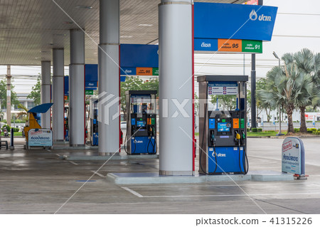 Petrol gas station 41315226
