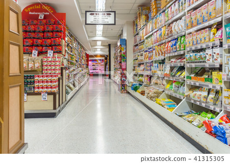 Many types of beverage powder in supermarket 41315305