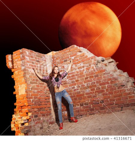 On the ruins On the ruins 41316671