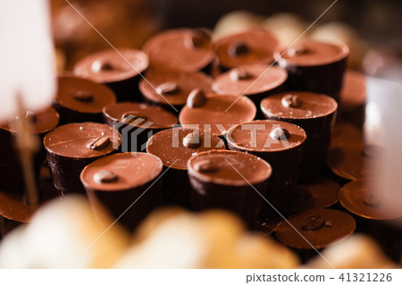 The candies with cocoa beans The candies with cocoa beans 41321226