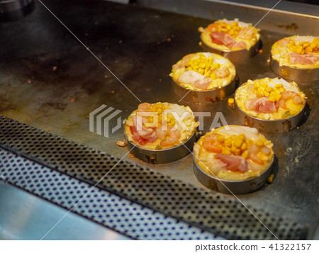 Ningxia Night Market 41322157