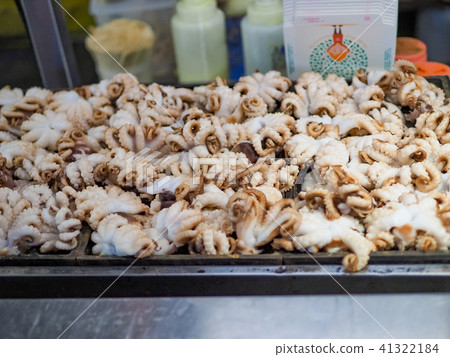 Ningxia Night Market 41322184