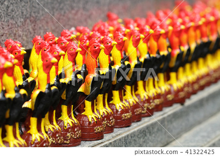 Decorative craft colorful chicken ceramic souvenir 41322425