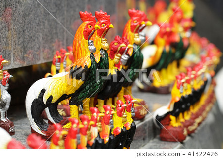 Decorative craft colorful chicken ceramic souvenir Decorative craft colorful chicken ceramic souvenir 41322426