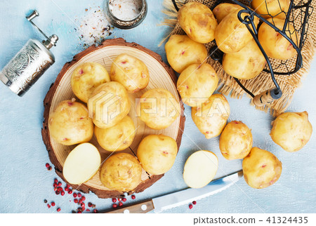 potato potato 41324435