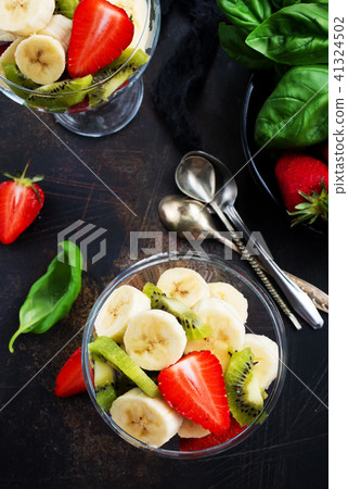 fruit salad 41324502