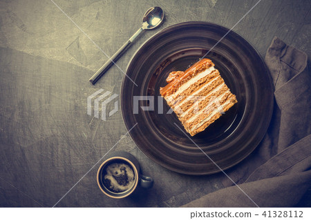Sweet homemade honey cake Sweet homemade honey cake 41328112