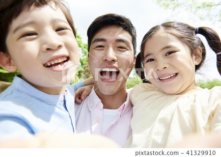 Life, reconciliation, family Life, reconciliation, family 41329910