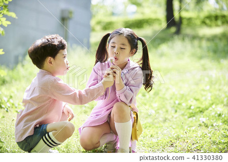 Life, concentricity, children, Korean 41330380