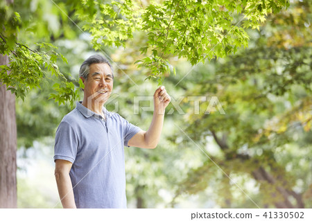 生活,退休,男人 生活,退休,男人 41330502