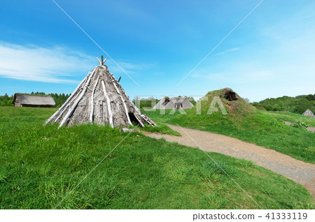 Sannai Maruyama ruins pit dwelling 41333119