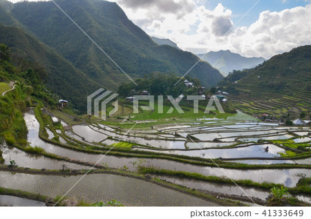 Batad Batad 41333649