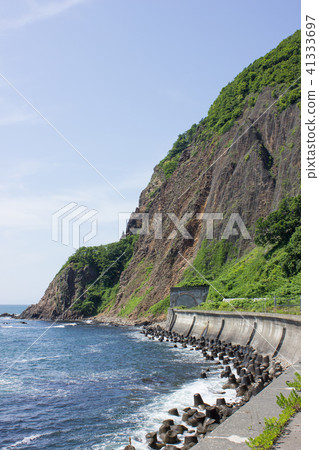 Faced surface 41333697