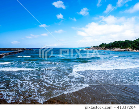 Beach wave Beach wave 41337204